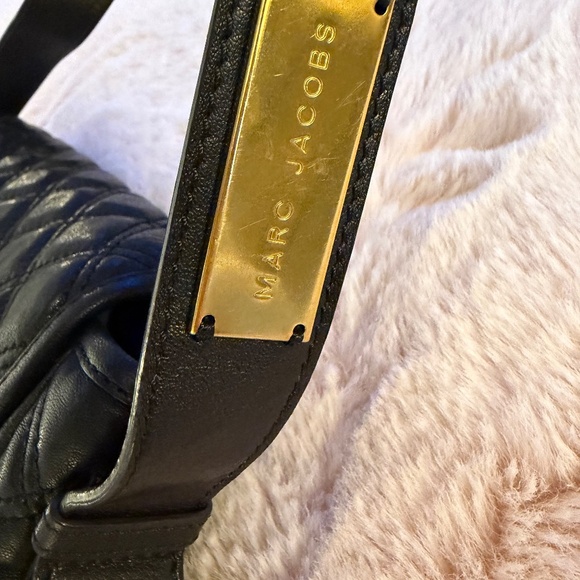 Marc Jacobs Stam Shoulder Flap Bag with Gold Hardware - Picture 5 of 11